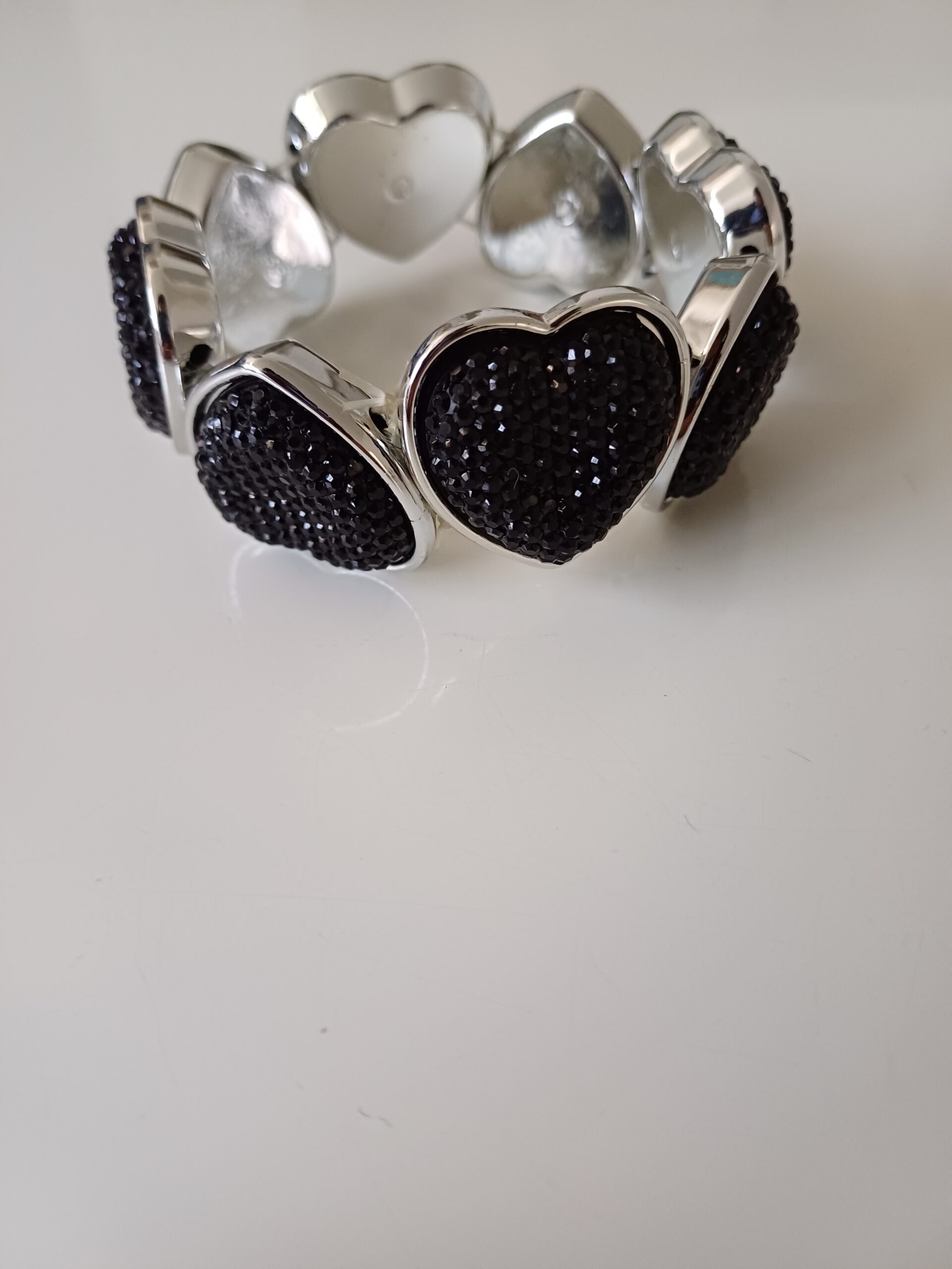 Black Heart Stretch Bracelet