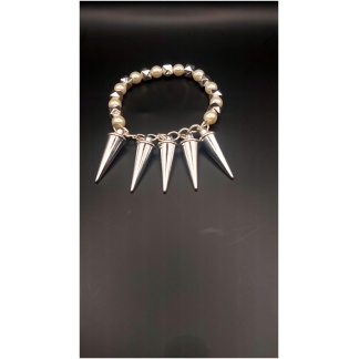 Rock Spear Pearl Bracelet