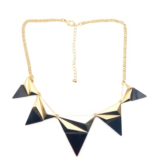 Dynamic Triple Triangle Necklace